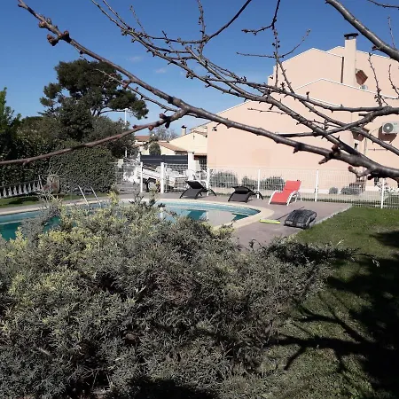 Hébergement de vacances Nimes-camargues *